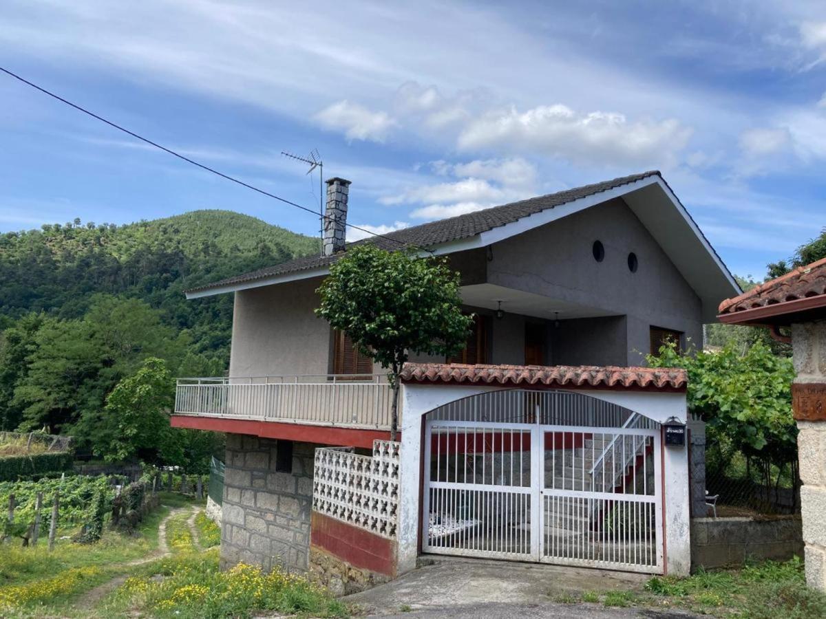 As Casinas Villa Ribadavia Luaran gambar