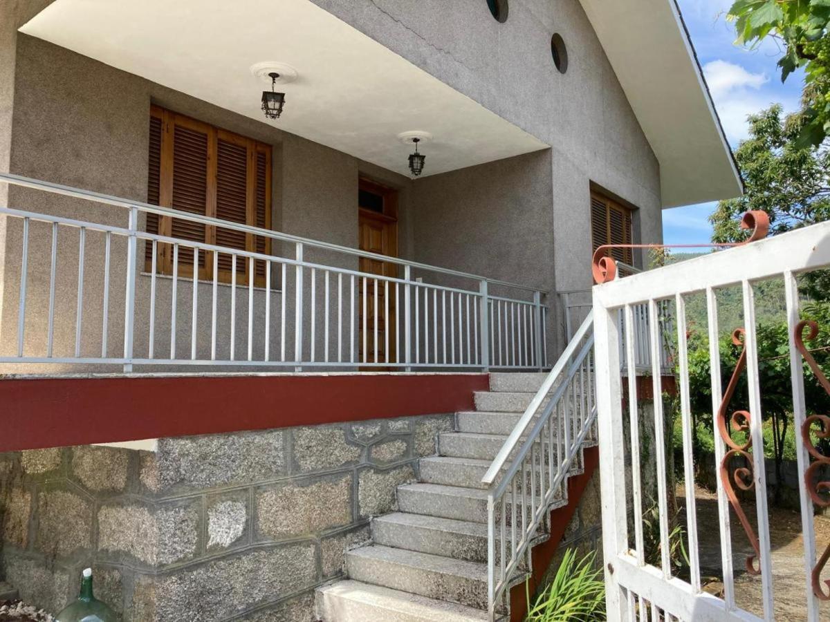 As Casinas Villa Ribadavia Luaran gambar